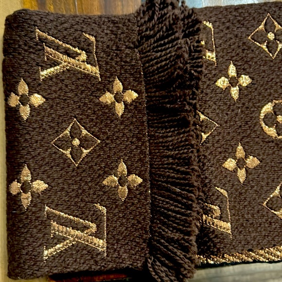 Louis Vuitton scarf NEW - Picture 4 of 11